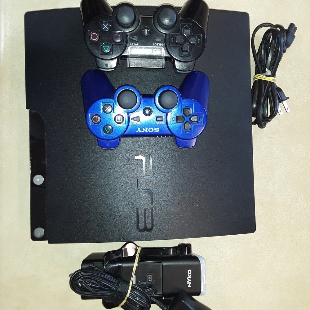 SONY PS3 with 2 controllers